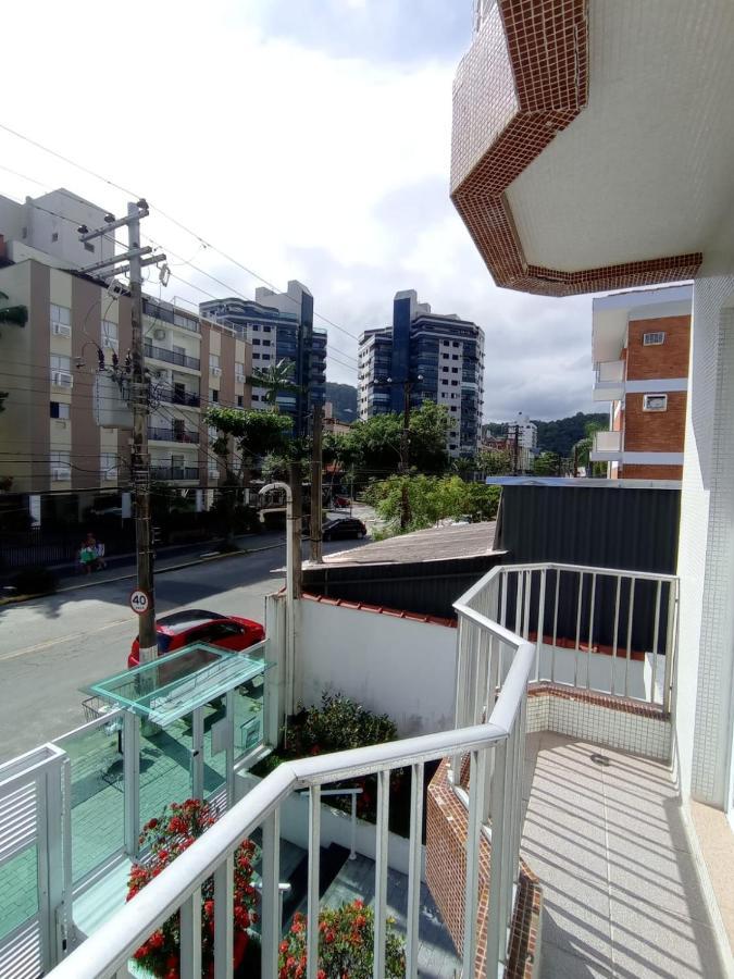 Apartamento Com Estacionamento, Wi-Fi, Ar Condicionado A 300 Metros Da Praia Da Enseada No Guaruja. מראה חיצוני תמונה