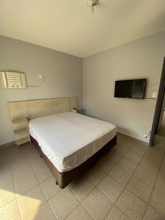 Apartamento Com Estacionamento, Wi-Fi, Ar Condicionado A 300 Metros Da Praia Da Enseada No Guaruja. מראה חיצוני תמונה