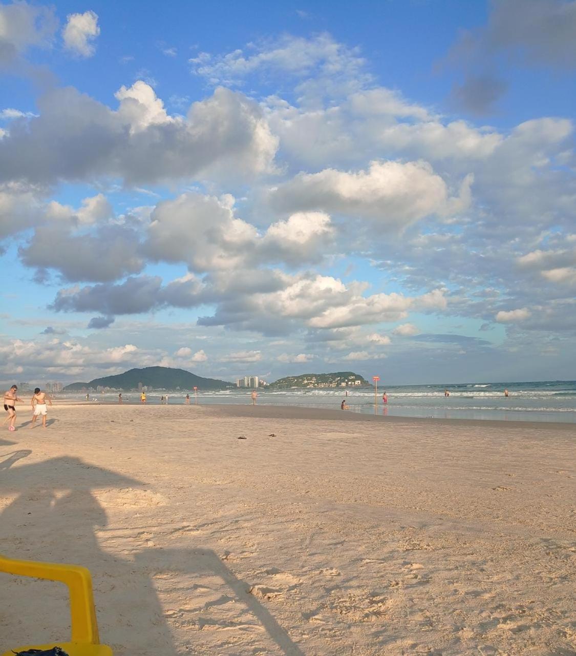 Apartamento Com Estacionamento, Wi-Fi, Ar Condicionado A 300 Metros Da Praia Da Enseada No Guaruja. מראה חיצוני תמונה