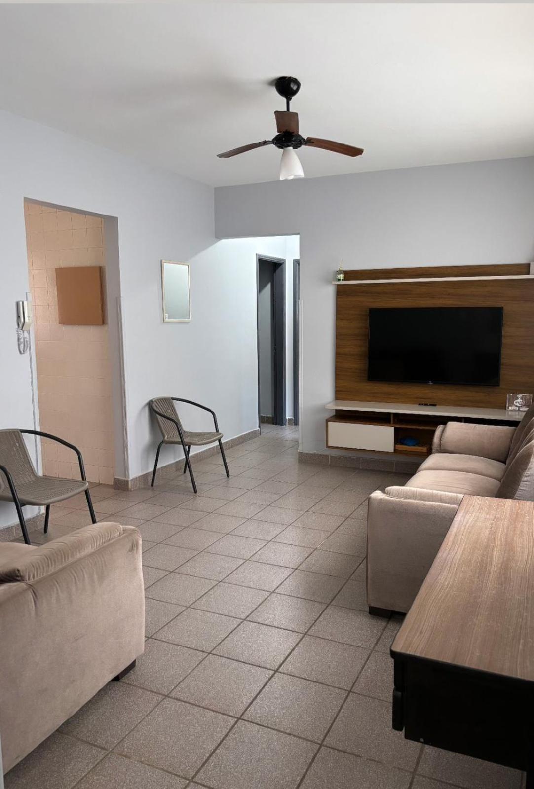Apartamento Com Estacionamento, Wi-Fi, Ar Condicionado A 300 Metros Da Praia Da Enseada No Guaruja. מראה חיצוני תמונה